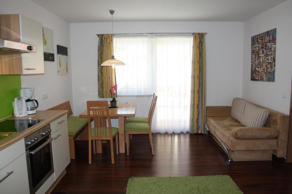 Alpenjuwel Appartements 플라차우 객실 사진